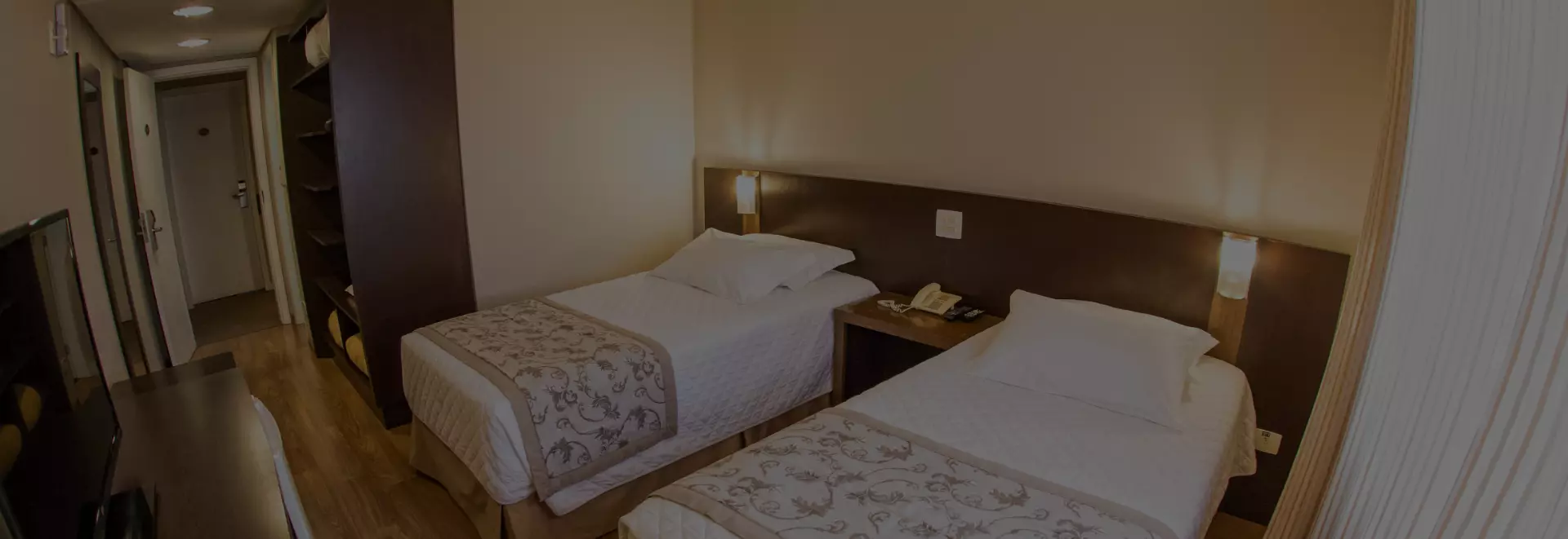 Hotel - Campo Largo Comfort - Grupo HCL
